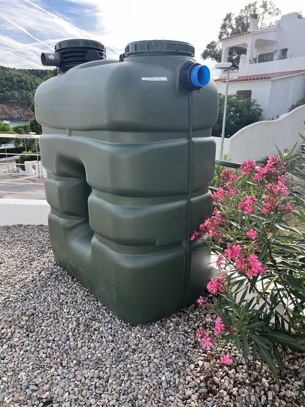 Depósito agua pluvial con filtros 2000 Litros — Pluvial